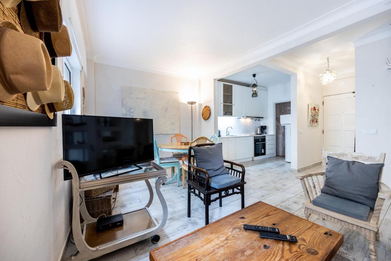 Im On Charming Home Lagos Bagian luar foto